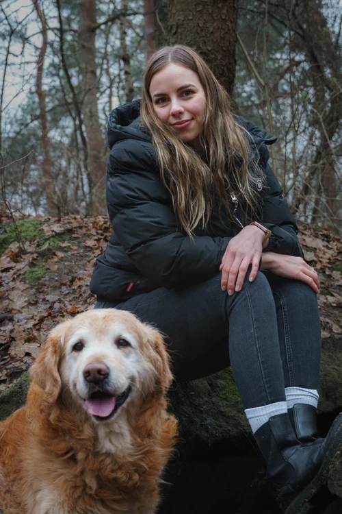 Rainy day in the forest with Marie